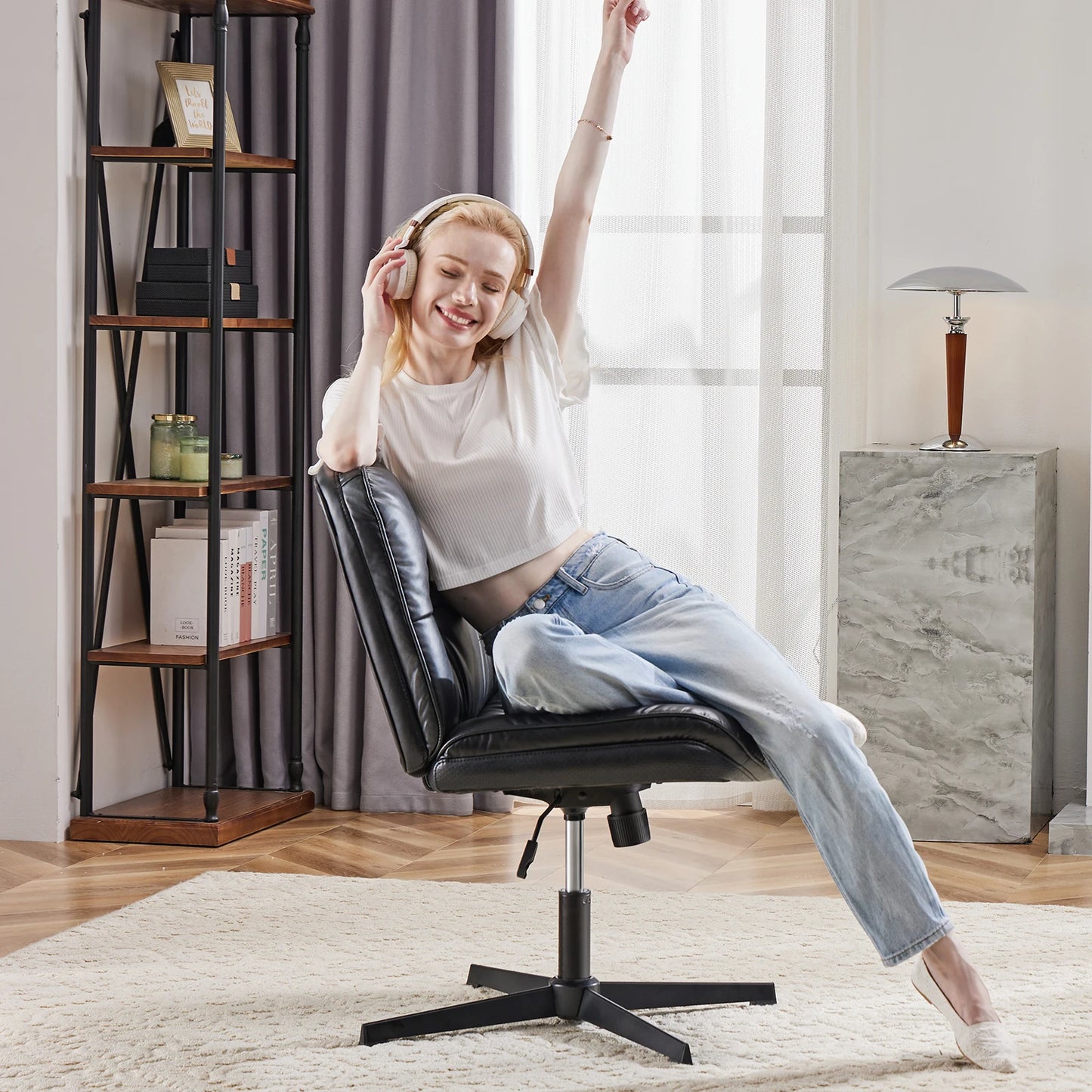 MBM  Cross Legged Task Chair